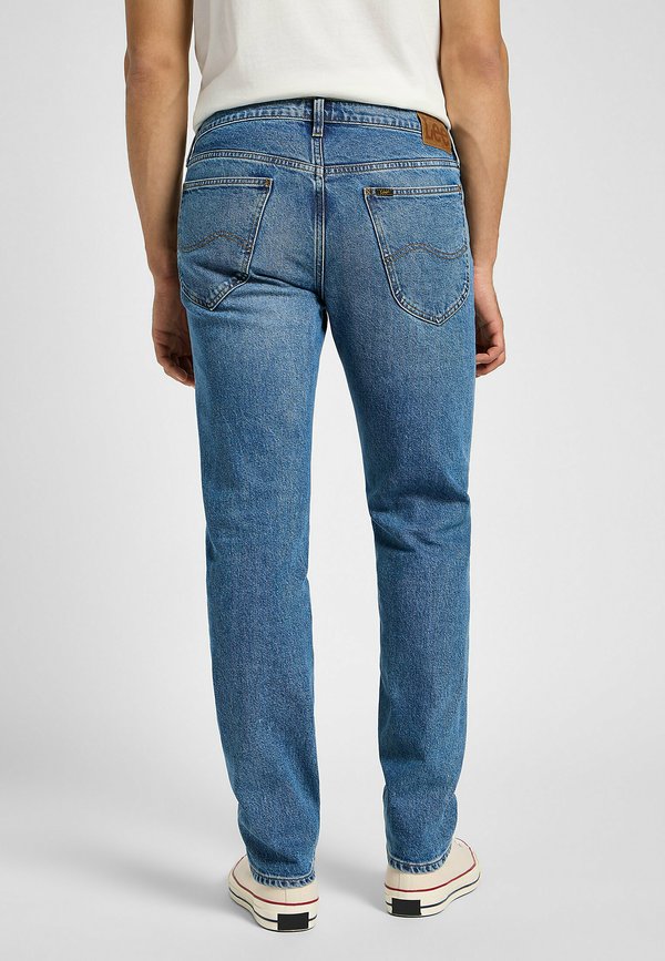 DAREN  FLY - Straight leg jeans - riverway4
