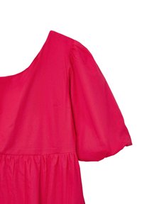 Abito fucsia con maniche a palloncino, scollatura quadrata e gonna arricciata. Tessuto di cotone liscio con una leggera texture e cuciture pulite.