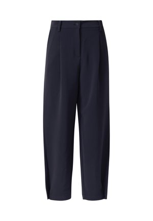 Donkerblauwe broek van lichtgewicht stof. Kenmerkt zich door een rechte snit, geplooide voorkant en knoopsluiting met een soepele textuur.