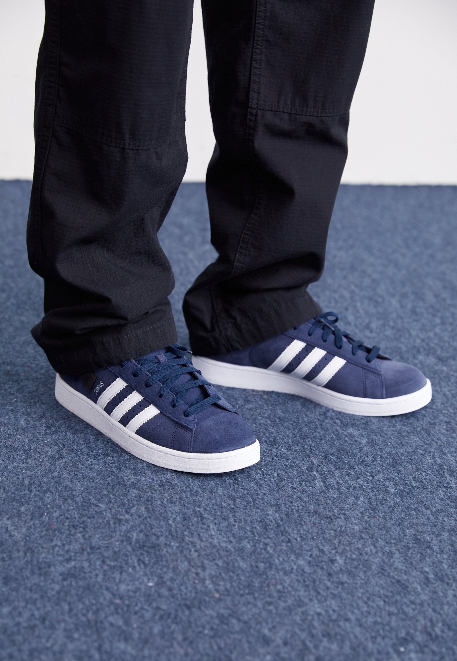 adidas gazelle silver green womens adidas Samba ADV Dark Blue/Grey One/Gum Shoes, 9.5