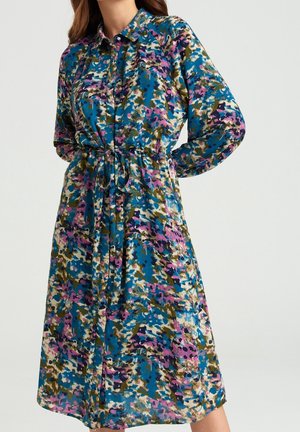 Midi-jurk met lange mouwen en kraag, met een abstract bloemenmotief in blauw, roze, groen en crème en een strakke tailleband.