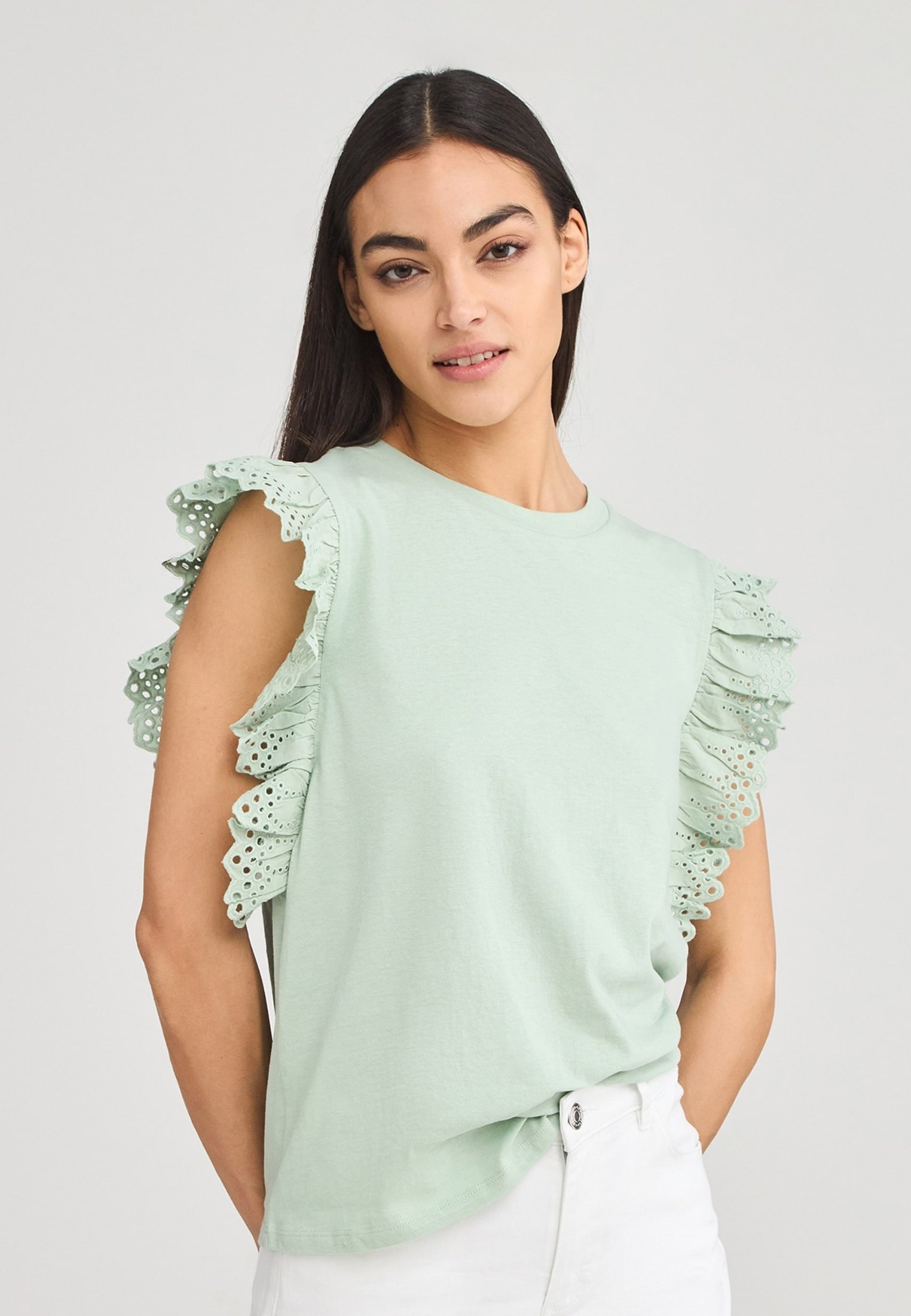 Terranova MANICA SANGALLO T-shirt con stampa salvia chiaro