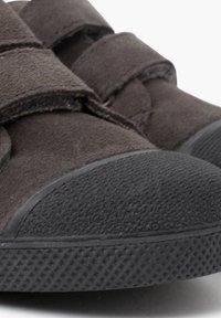 Pisamonas GOMA - Scarpe a strappo - gris