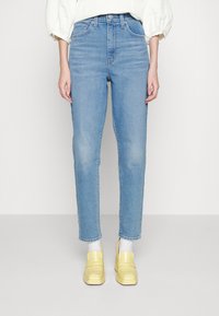 Levi's® HIGH WAISTED MOM JEAN - Mom Jeans - summer house