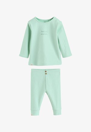Tutina per neonato verde chiaro a costine con maniche lunghe e pantaloni, maglietta stampata con "hello world." e pantaloni con due piccoli bottoni in vita.