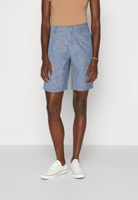 GAP - DOWNTOWN BERMUDA  - Shorts - indigo chambray Miniatuurafbeelding 1