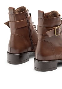 Yokono PLANO MONS - Stivaletti stringati - marron