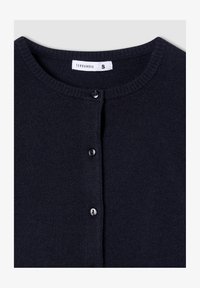 Non selezionato, blu scuro