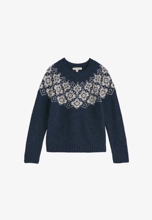 Tumesinine kootud kampsun, millel on kaeluse piirkonnas valge lillemuster, pikad varrukad ja soonikkoesääris. Tekstuuriga kangas, millel on täpid.