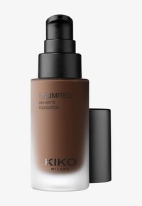 Botella de vidrio marrón con un dispensador negro; presenta el texto "UNLIMITED 24H MATTE FOUNDATION" en color plateado. Acabado mate suave y diseño elegante.