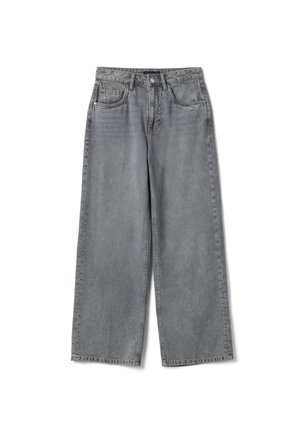 Pantalones vaqueros grises de pierna ancha con cierre de botones en la parte delantera, trabillas para cinturón y diseño de cinco bolsillos, colocados planos sobre un fondo blanco.