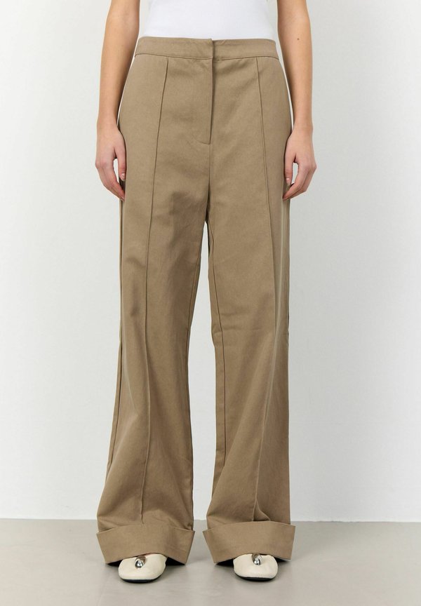 LR-KESA 2 - Stoffhose - greige