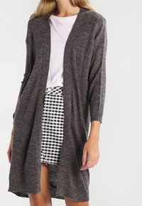 Vero Moda Kardigan - mottled dark grey