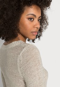 ONLY ONLGEENA XO NOOS - Camisola - pumice stone/melange