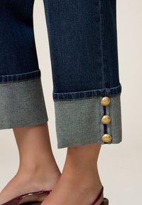 Oltre CON RISVOLTO - Jeans baggy - blu