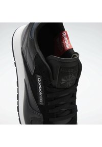 Reebok Classic Baskets basses - black
