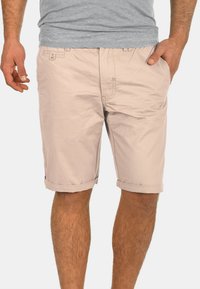 Blend CHINOSHORTS SASUKE jasnoróżowy