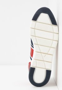 LOVE OUR PLANET by MARCO TOZZI Sneaker low - white/navy