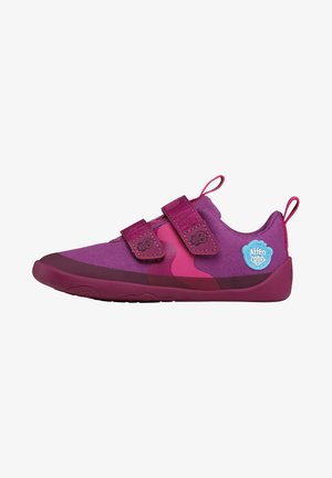VOGEL - Trainers - beere