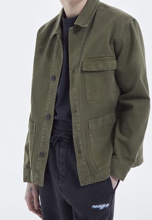 Chaqueta fina - green