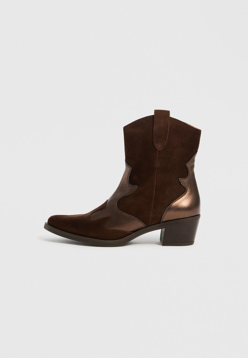 Botines camperos