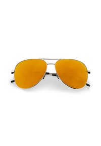 Aviator-Sonnenbrille mit metallischem Gestell und orangegetönten Gläsern auf weißem Hintergrund.