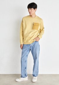 Tommy Hilfiger BASKET CORE LTH MIX ESS - Sneakers basse - misty coast