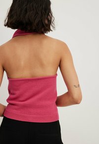 NA-KD NECKHOLDER - Tops - pink