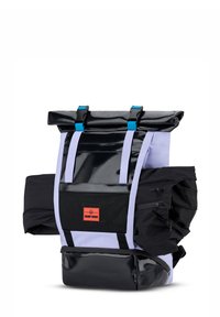 Fekete és levendula színű, roll-top kialakítású hátizsák. Vízálló anyagból készült, kontrasztos kék pántokkal és hálós zsebekkel.