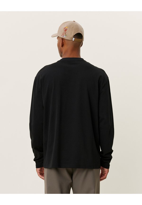 CREW - Long sleeved top3