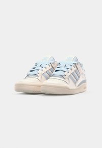 adidas Originals FORUM LOW CL - Sneakers laag - off white/halo blue