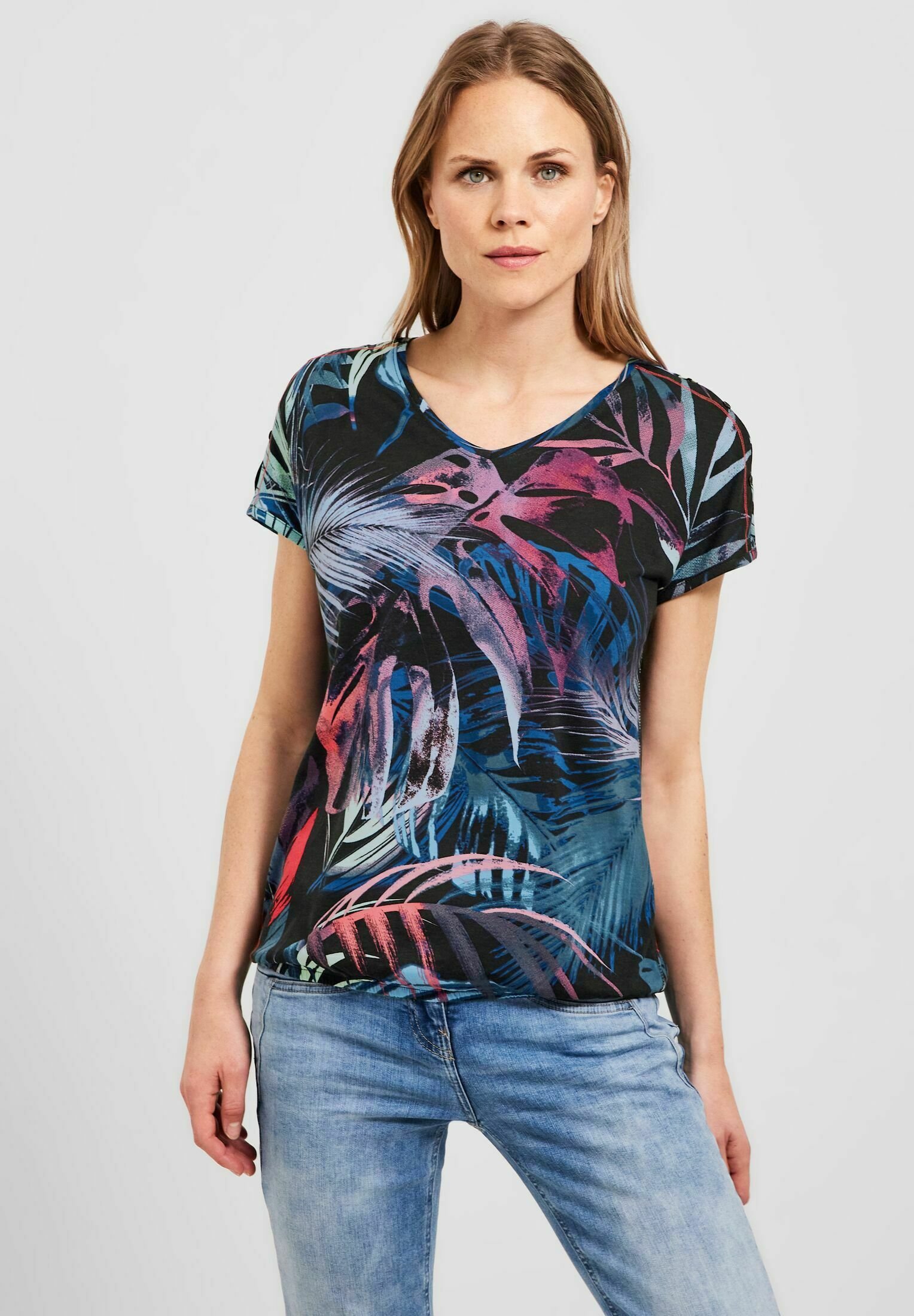 T-shirt Donna Cecil TOS AOP Ottoman – Stampa Integrale, Taglio Comodo - 3