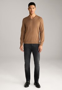 JOOP! Strickpullover - braun