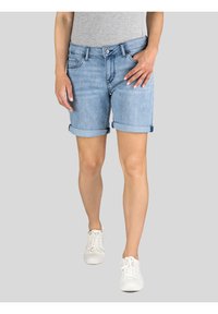 Mustang BERMUDA - Jeansshort - medium middle
