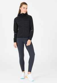 Endurance ENDURANCE LAUFJACKE - Løbejakker - 1001 black