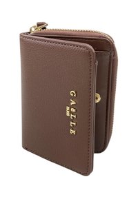 Portafoglio in pelle marrone GAELLE Paris con zip dorata e logo, parzialmente aperto che mostra il compartimento con bottone a pressione all'interno.