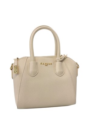 Borsa a tracolla sintetica beige con manici doppi, chiusura con zip, dettagli metallici dorati e logo in rilievo sul davanti. Finitura testurizzata.