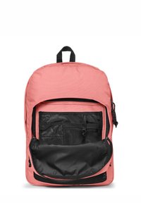 Eastpak PINNACLE - Ryggsäck - peach pink