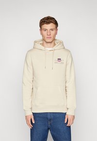 GANT - MEDIUM ARCHIVE SHIELD HOODIE - Mikina - beige Miniatura obrázku 1