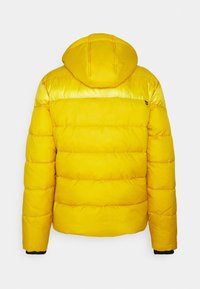 Petrol Industries Vinterjakker - yellow