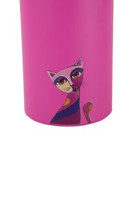 Pink cylindrical container featuring a stylized cat illustration with large eyes and abstract color patterns in purple, orange, and black.