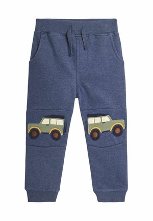Marineblaue Sweatpants mit zwei aufgestickten grünen Fahrzeugen auf den Knien, die orangefarbene Räder und Details aufweisen. Weiches Material mit einem elastischen Bund.