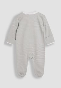 Grå randig babybody med lång ärm, vit halsringning och manschetter, mjukt material och fotslut. Har knäppning för bekvämlighet.