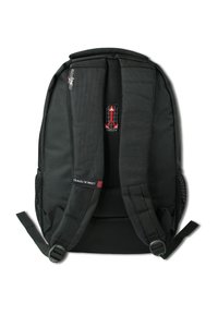 Sac à dos noir avec des bretelles rembourrées en mesh et un design favorisant la circulation de l'air. Comprend des logos sur le devant et des poches latérales pour le rangement. Matériau durable.