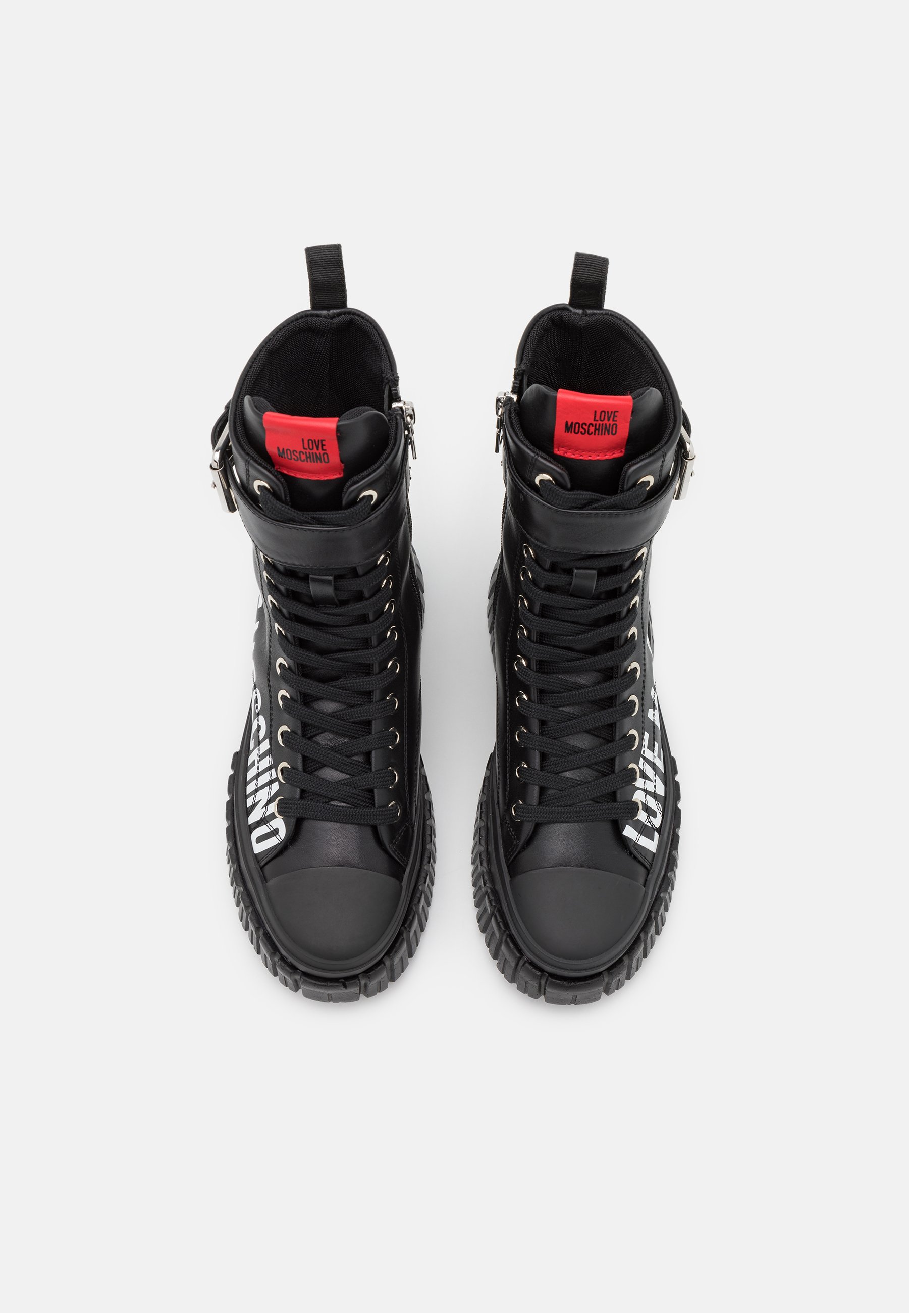 love moschino boots zalando