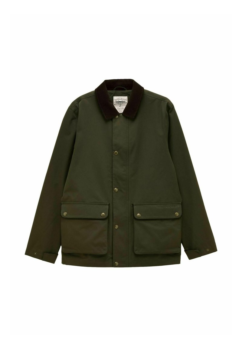 Dunkelgrüne Outdoor-Jacke mit schwarzem Kragen, vorderen Druckknöpfen und zwei großen Pattentaschen mit Druckknopfverschlüssen.