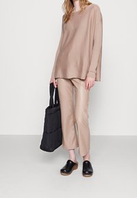 Anna Field Pullover - camel