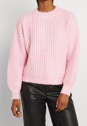 Stickad tröja - pink