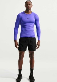 Unselected, persian violet black