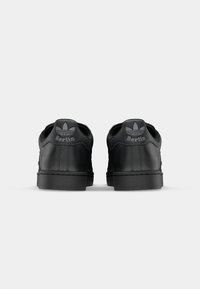 adidas Originals SUPERSTAR II - Trainers - core black/carbon/iron metallic